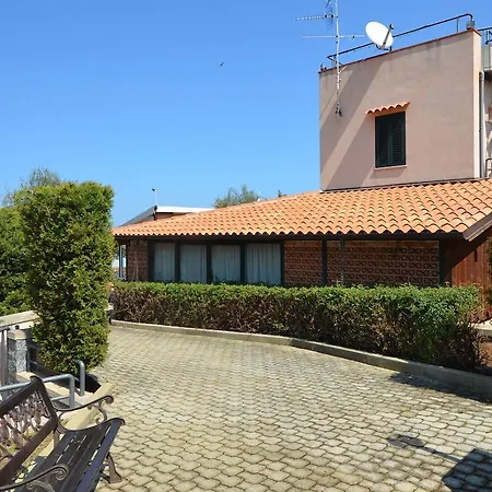 Il Patio Aparthotel Cefalu