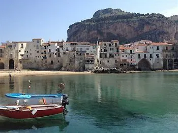 Il Patio Aparthotel Cefalu